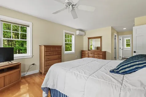 98 Heritage Drive Rollinsford NH 03869
