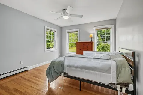 98 Heritage Drive Rollinsford NH 03869