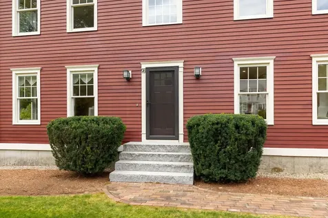 98 Heritage Drive Rollinsford NH 03869