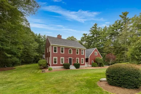 98 Heritage Drive Rollinsford NH 03869