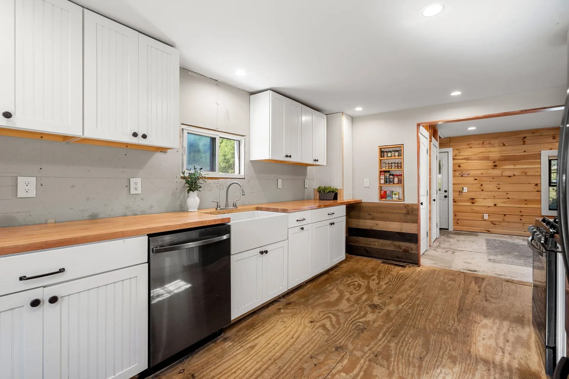 98 Winter Street Manchester NH 03102