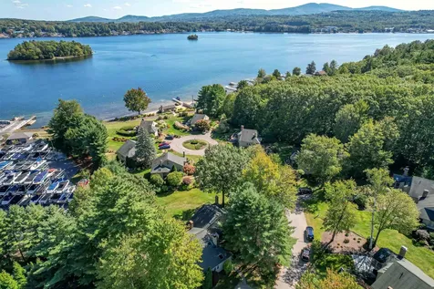 8 Crane Circle Laconia NH 03246