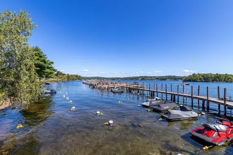 8 Crane Circle Laconia NH 03246