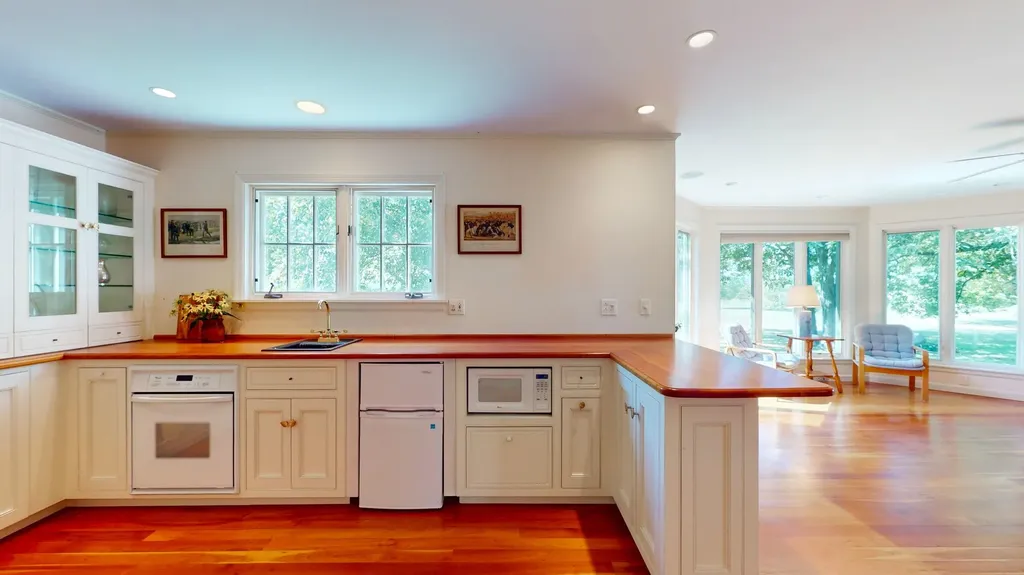 1691 N Bingham Street Cornwall VT 05753