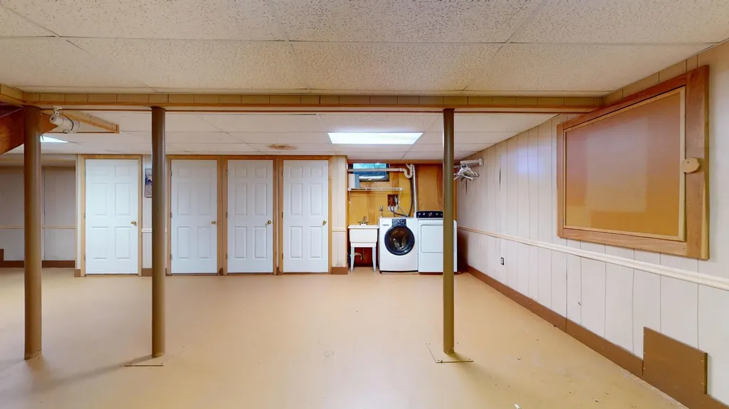1691 N Bingham Street Cornwall VT 05753