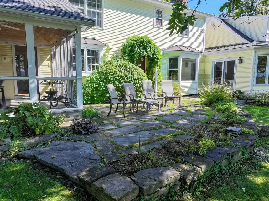 1691 N Bingham Street Cornwall VT 05753