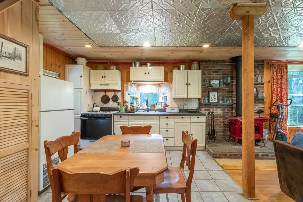 378 North Moody Hill Road Charleston VT 05872