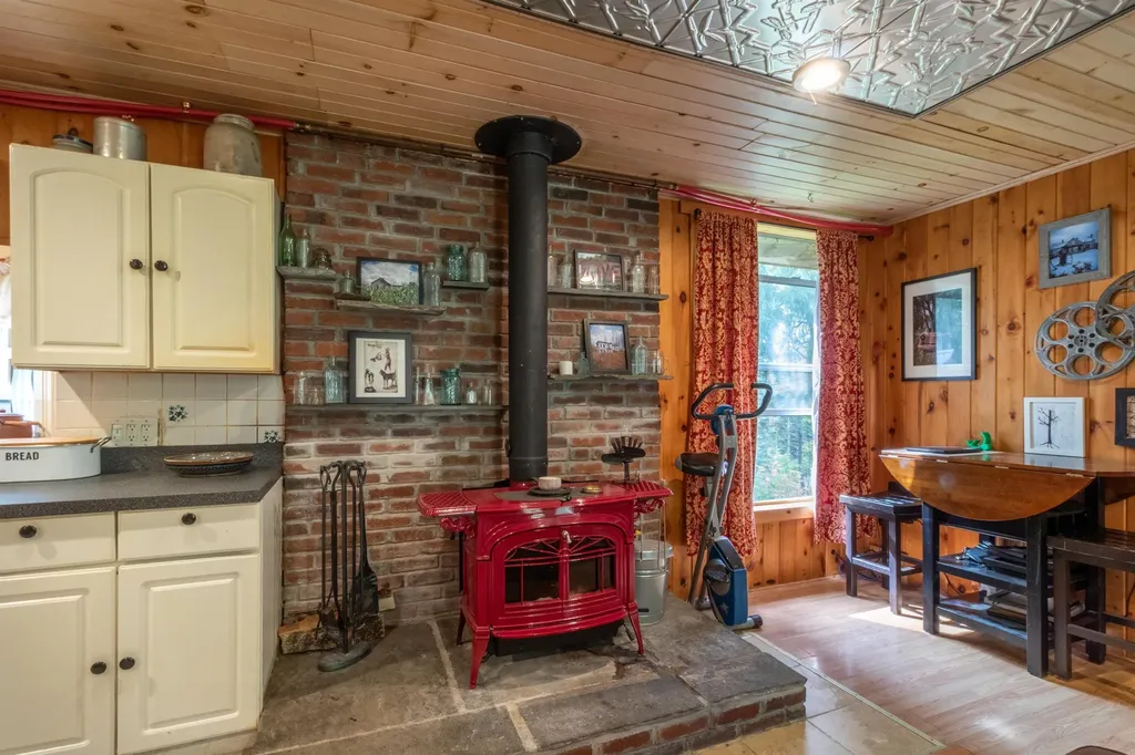 378 North Moody Hill Road Charleston VT 05872