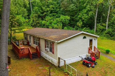 190-194 Cemetery Road Arlington VT 05250