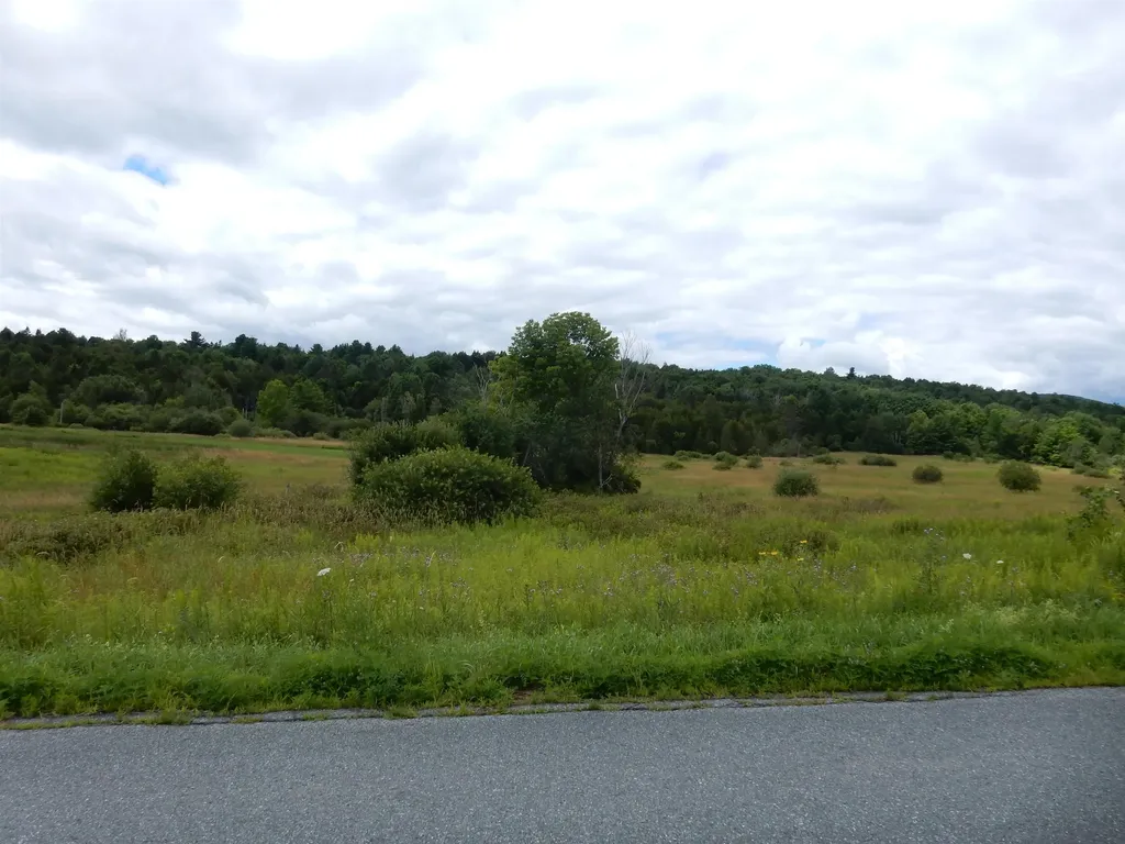 4469 Lake Road Newport Town VT 05857