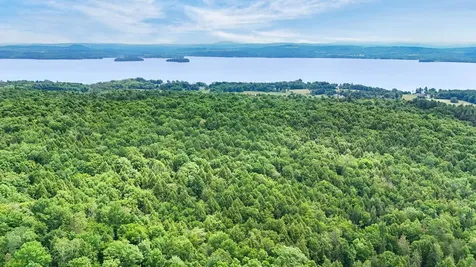 4469 Lake Road Newport Town VT 05857