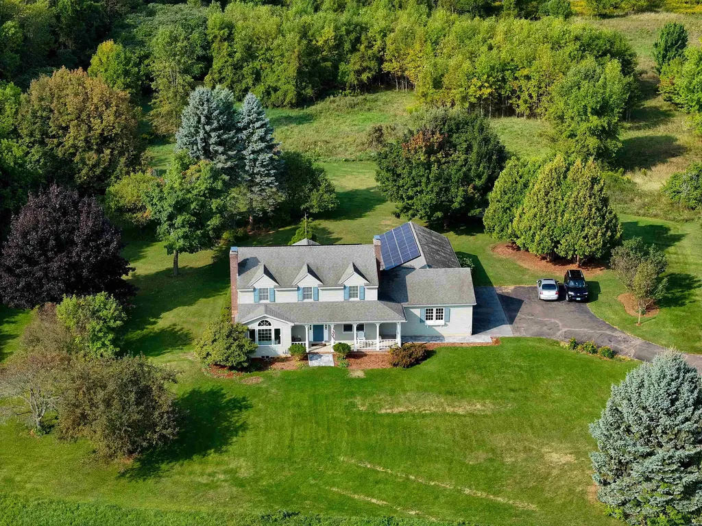 129 East Shore North Grand Isle VT 05458