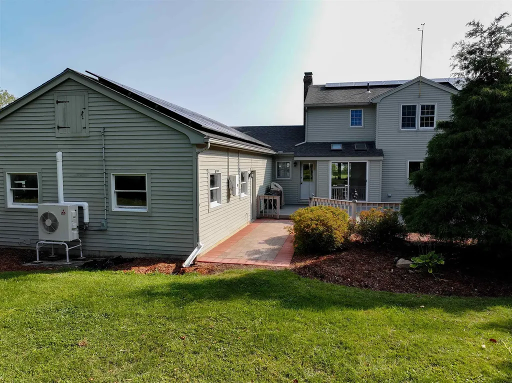 129 East Shore North Grand Isle VT 05458