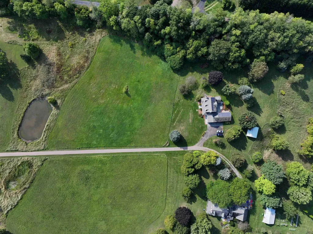 129 East Shore North Grand Isle VT 05458