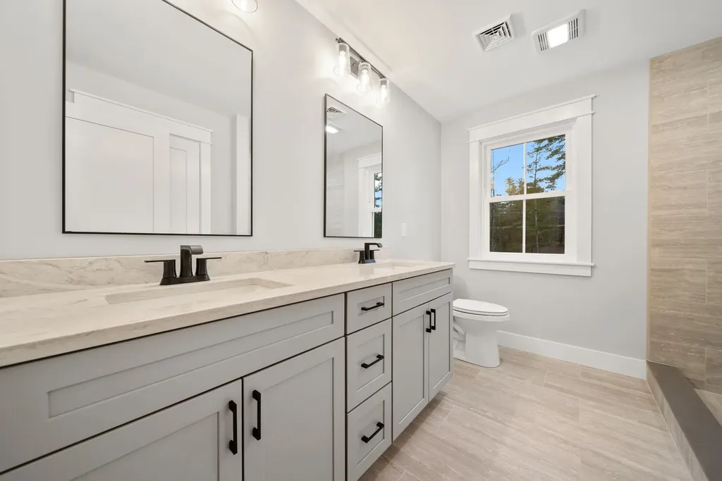 557 Mountain Road Concord NH 03301