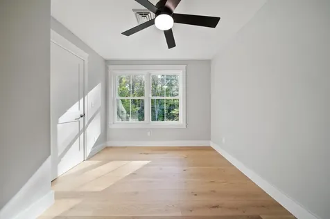 557 Mountain Road Concord NH 03301