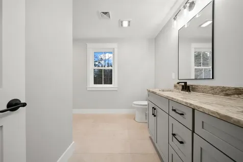 557 Mountain Road Concord NH 03301