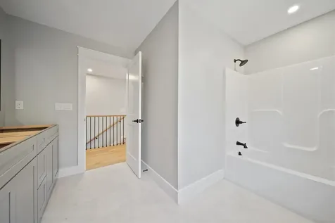 557 Mountain Road Concord NH 03301