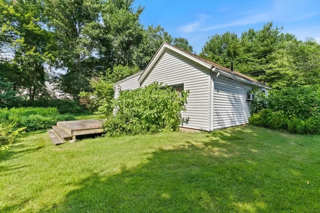 3 Stanwood Road Salem NH 03079