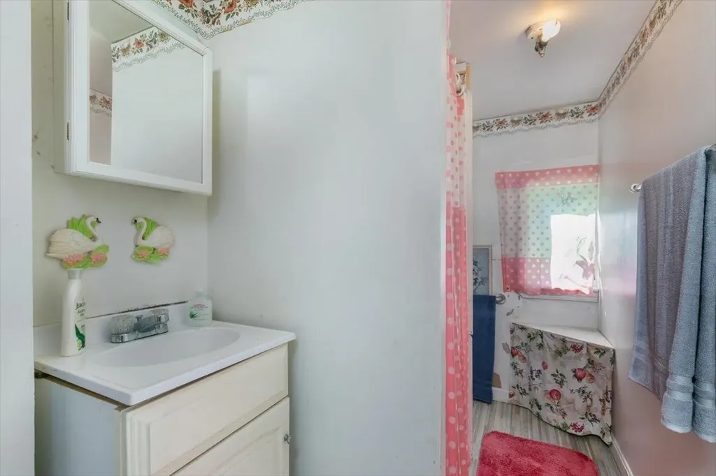 3 Stanwood Road Salem NH 03079