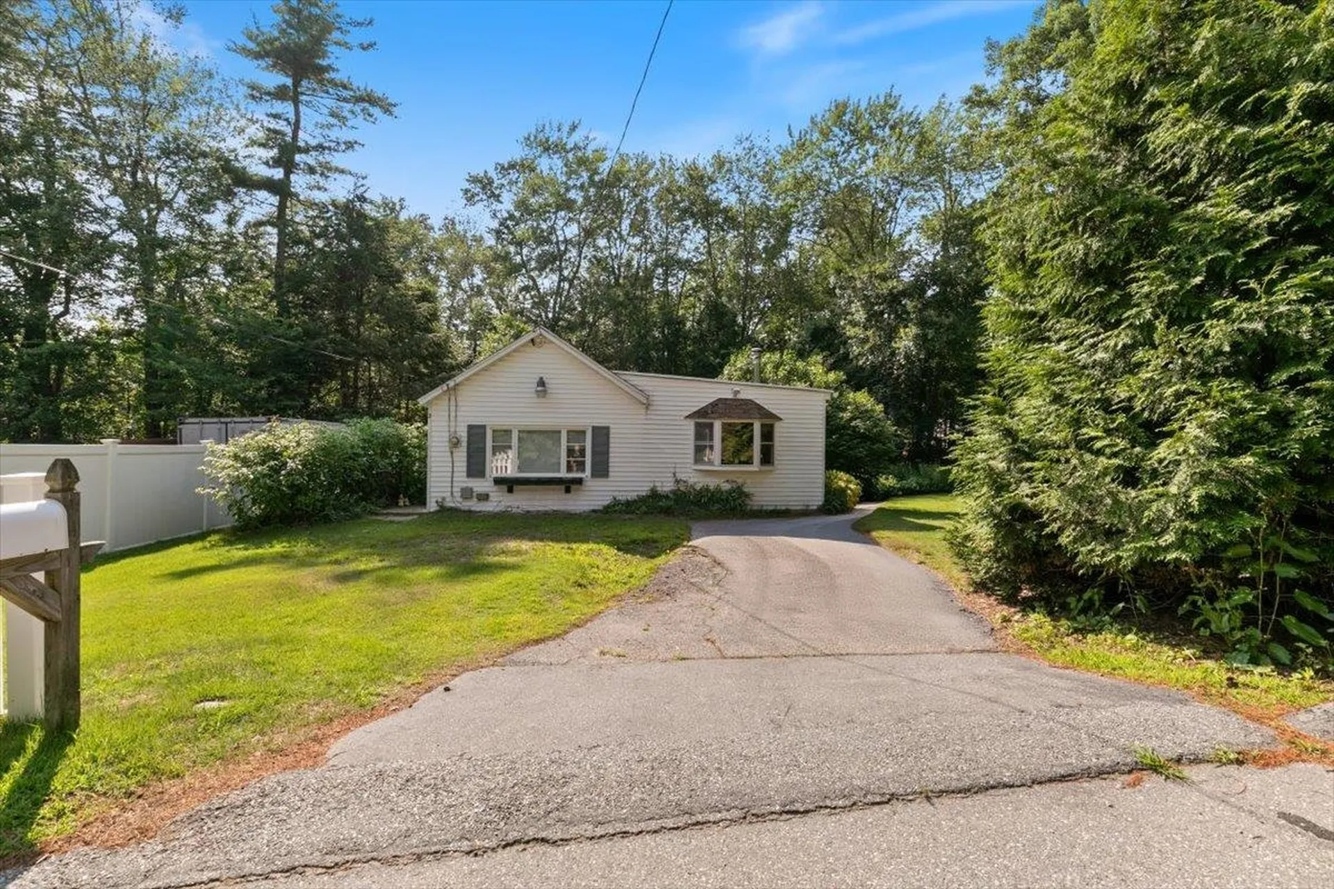 3 Stanwood Road Salem NH 03079