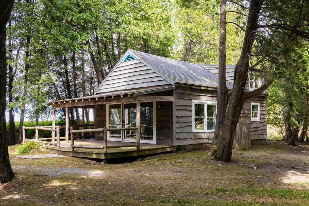 955 Whalley Road Charlotte VT 05445