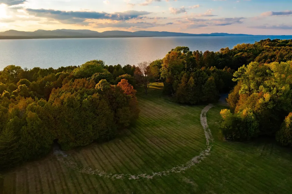 955 Whalley Road Charlotte VT 05445