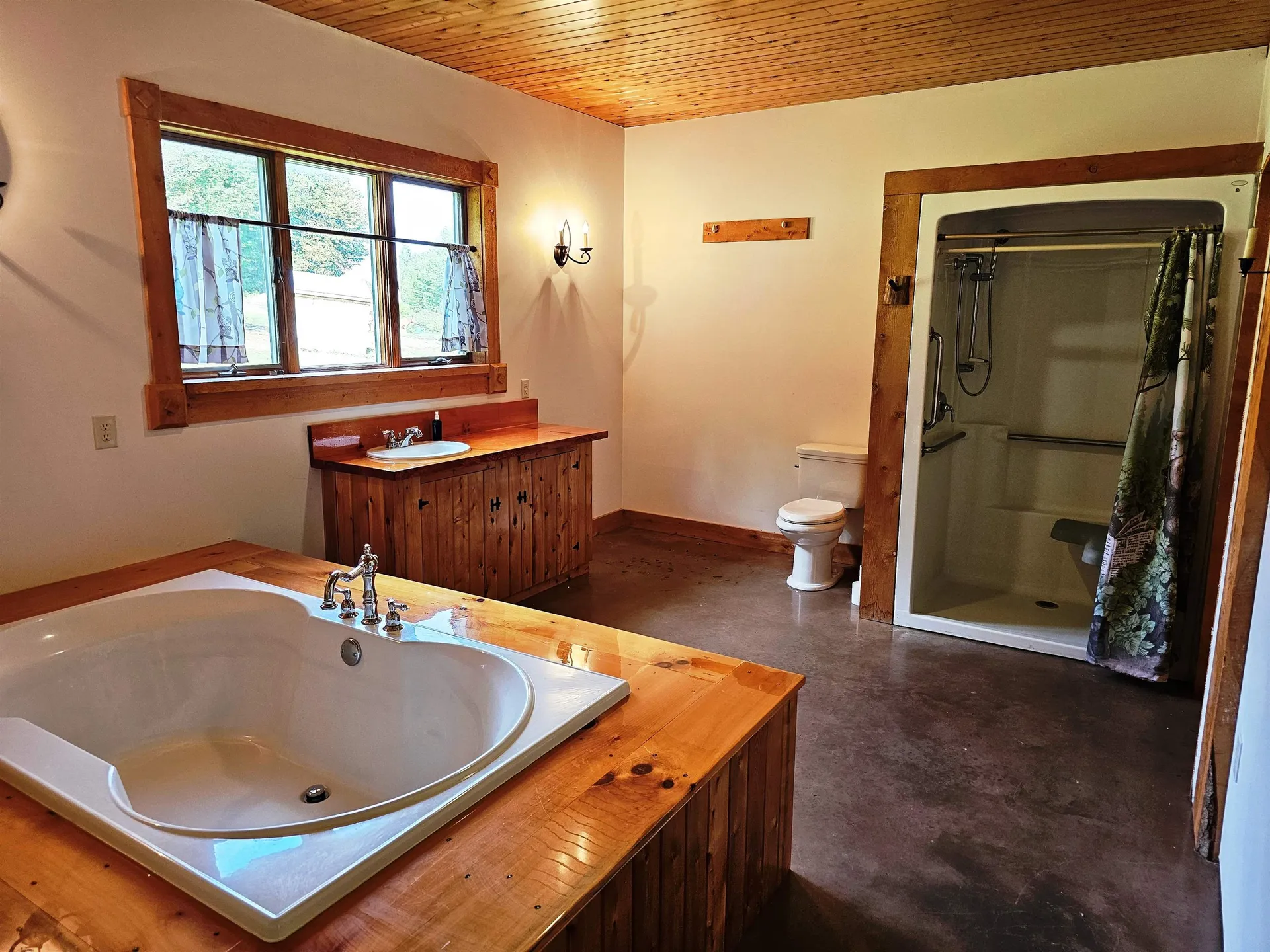 2610 Vt Route 105 Derby VT 05829