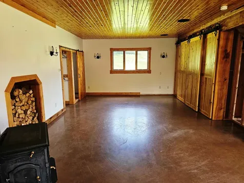 2610 Vt Route 105 Derby VT 05829