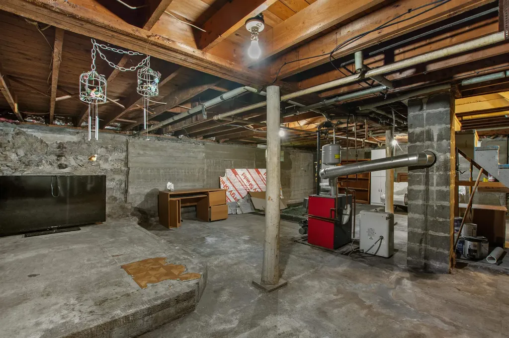 166 Glen Avenue Berlin NH 03570