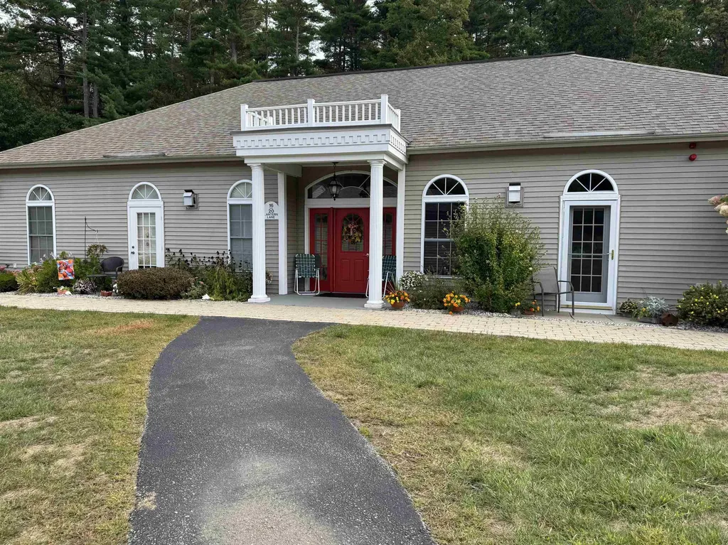 20 Lantern Lane Kingston NH 03848