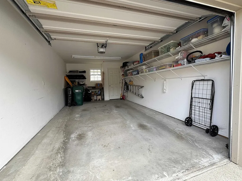 20 Lantern Lane Kingston NH 03848