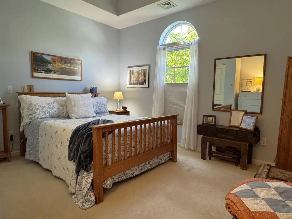 20 Lantern Lane Kingston NH 03848