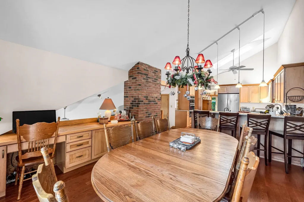 33 Carinthia Road Dover VT 05356