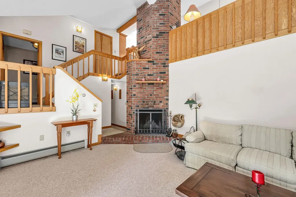 33 Carinthia Road Dover VT 05356