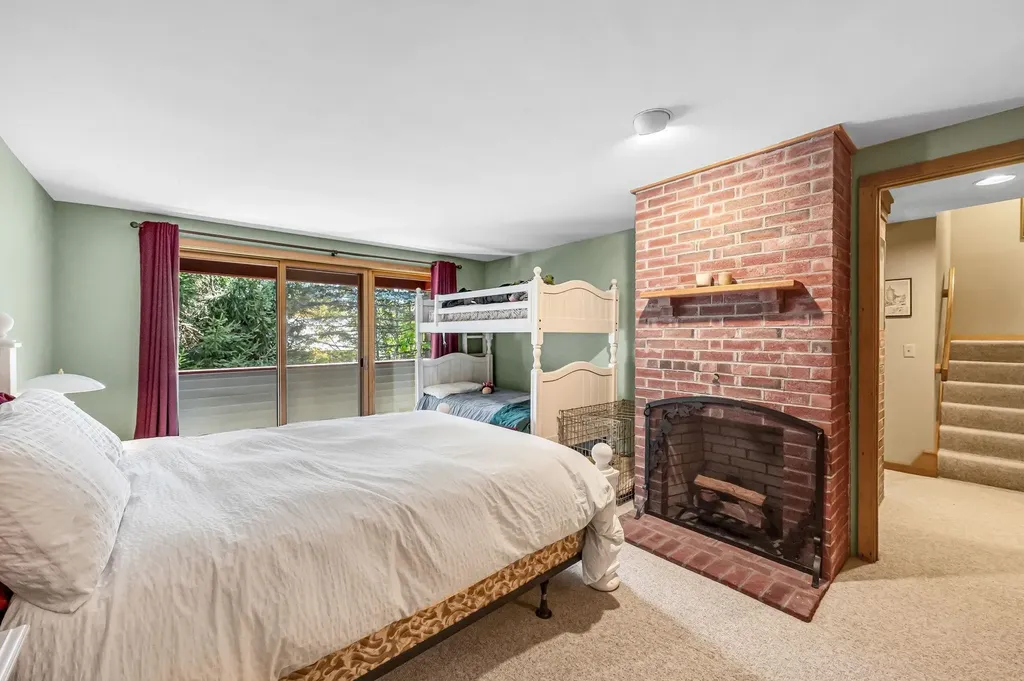 33 Carinthia Road Dover VT 05356