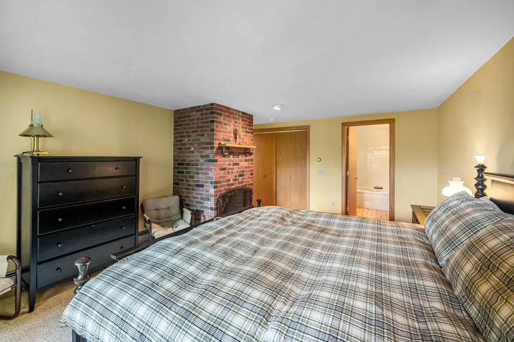 33 Carinthia Road Dover VT 05356