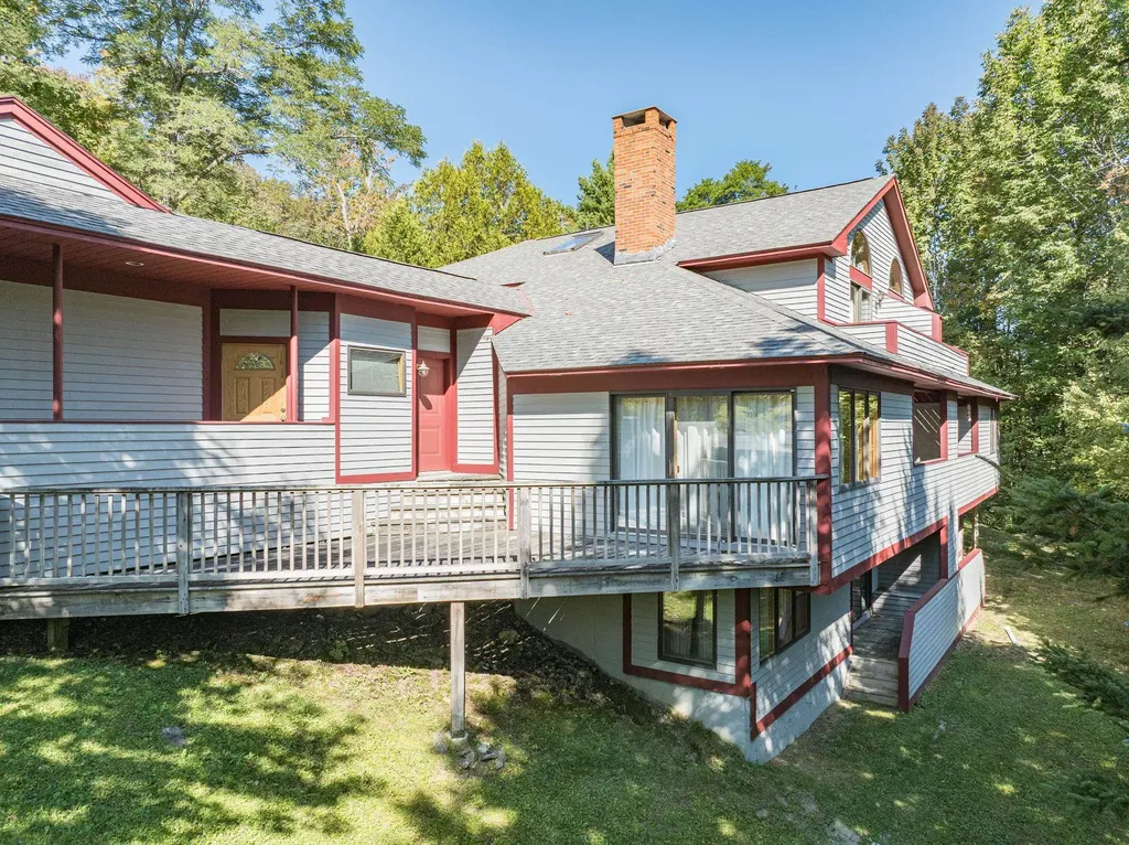 33 Carinthia Road Dover VT 05356