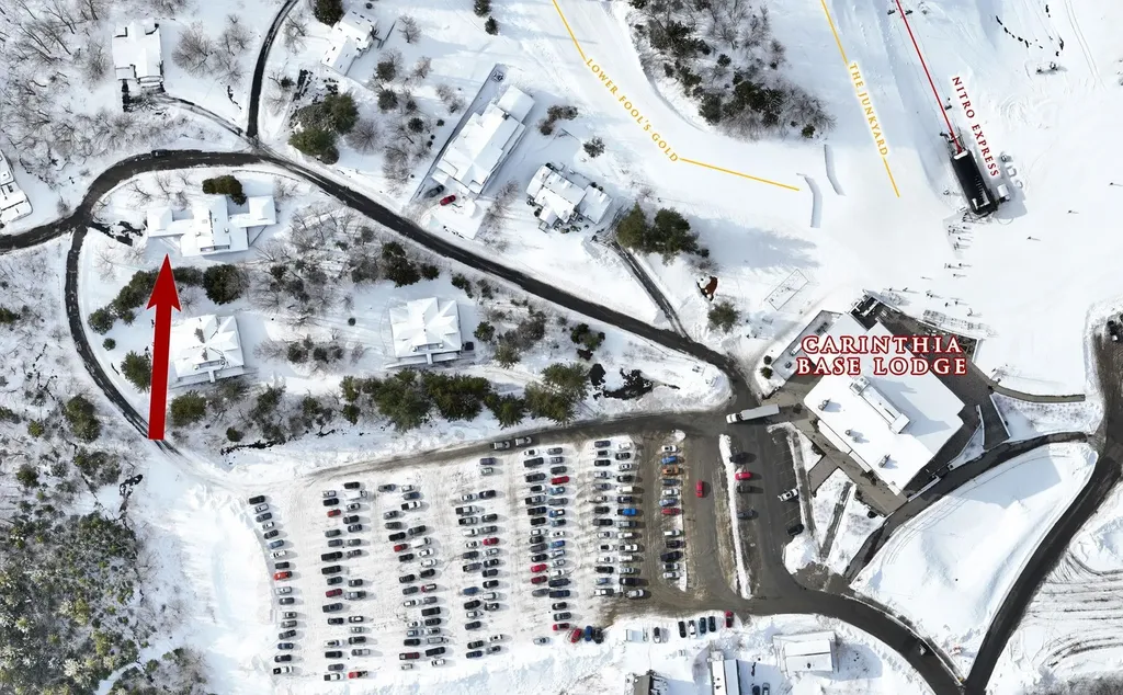 33 Carinthia Road Dover VT 05356