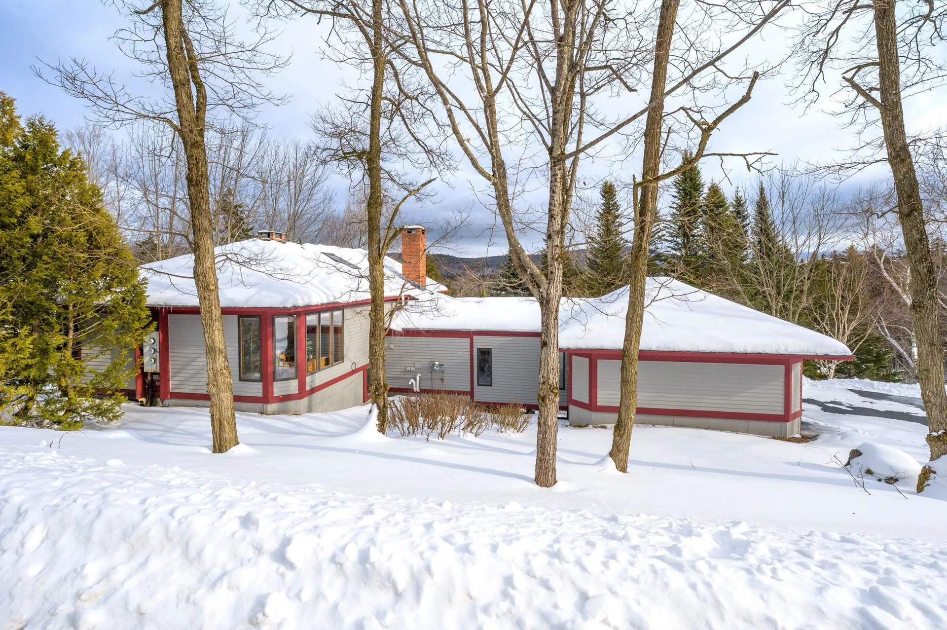 33 Carinthia Road Dover VT 05356