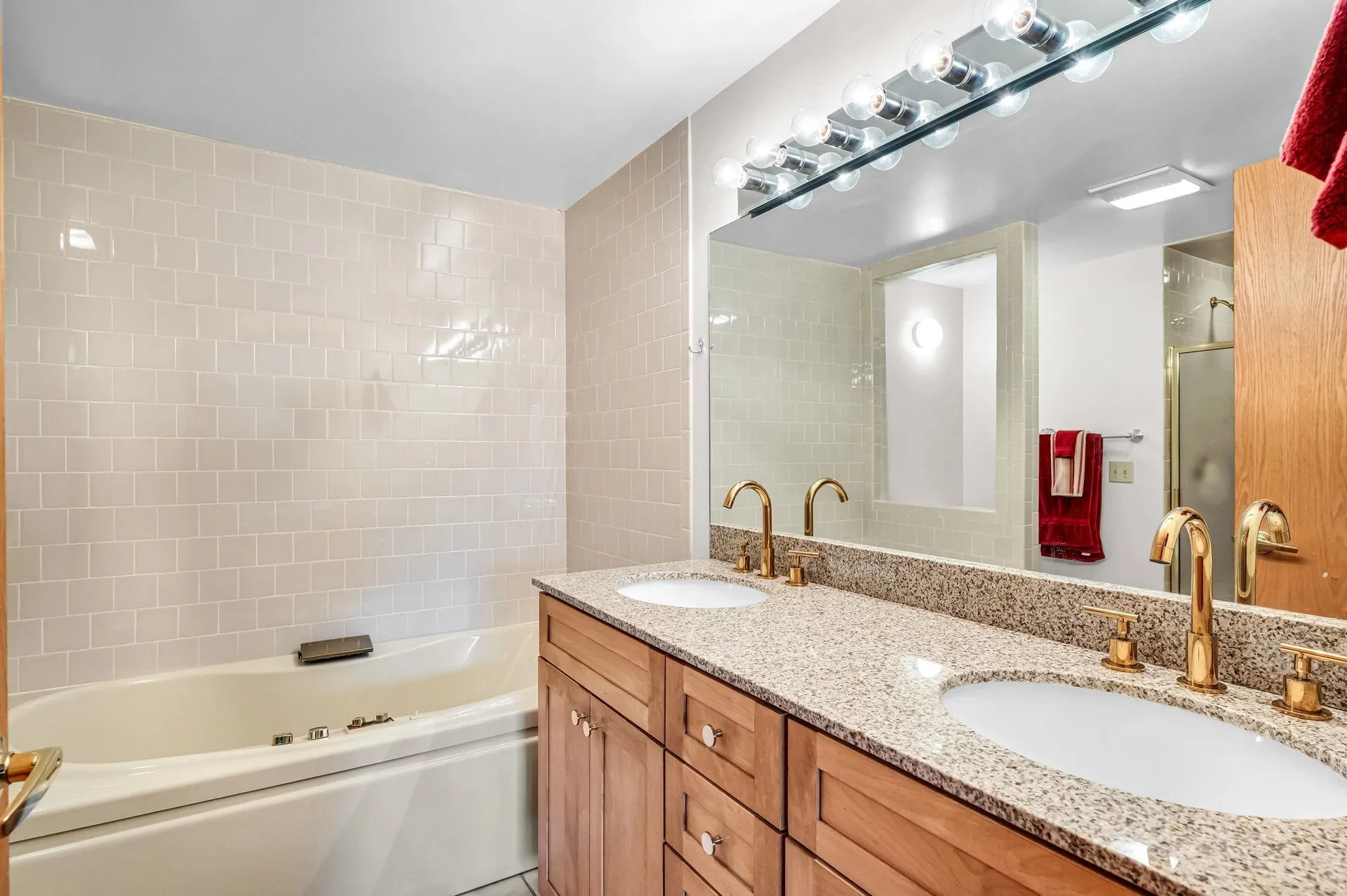 33 Carinthia Road Dover VT 05356