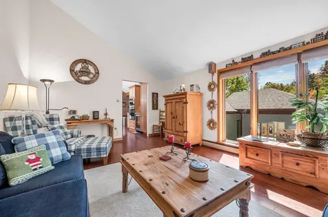 33 Carinthia Road Dover VT 05356