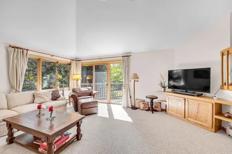 33 Carinthia Road Dover VT 05356