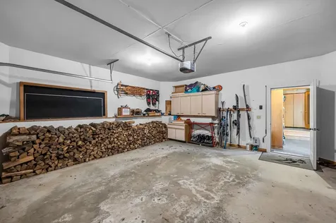 33 Carinthia Road Dover VT 05356