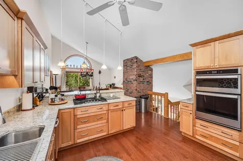 33 Carinthia Road Dover VT 05356