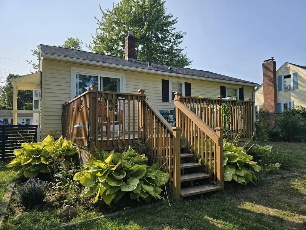 16 Myers Court South Burlington VT 05403