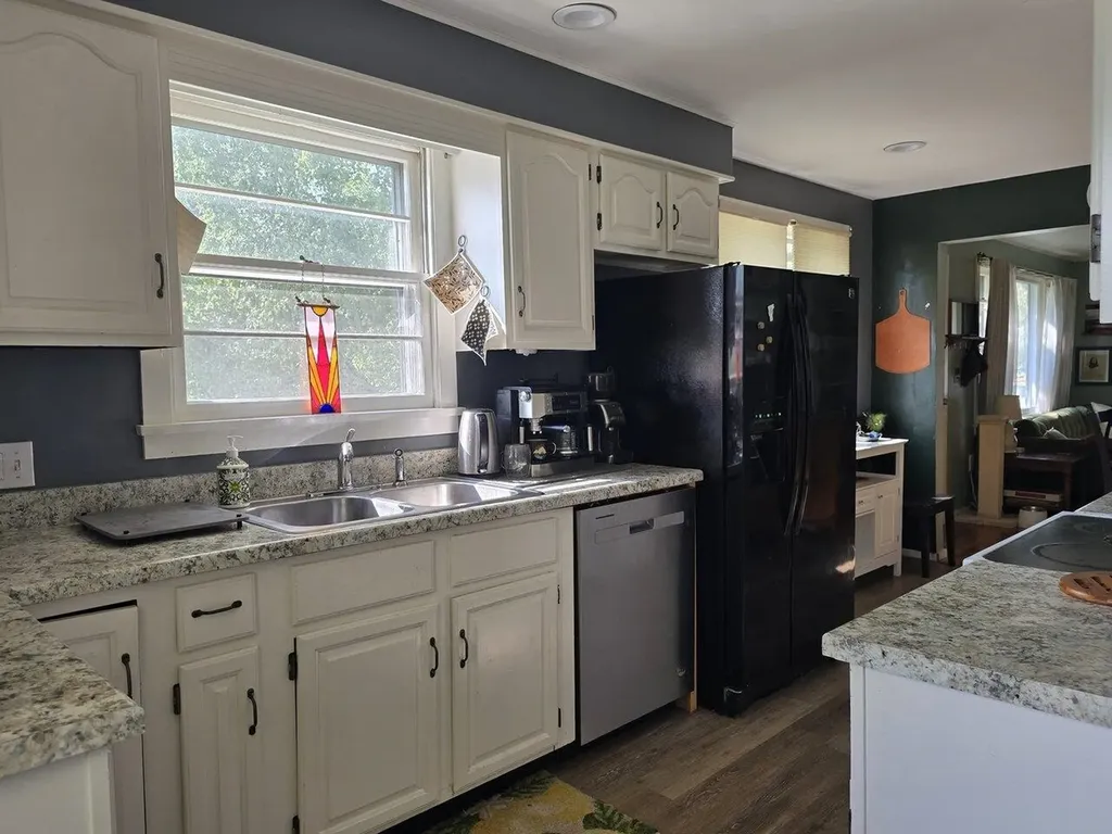 16 Myers Court South Burlington VT 05403