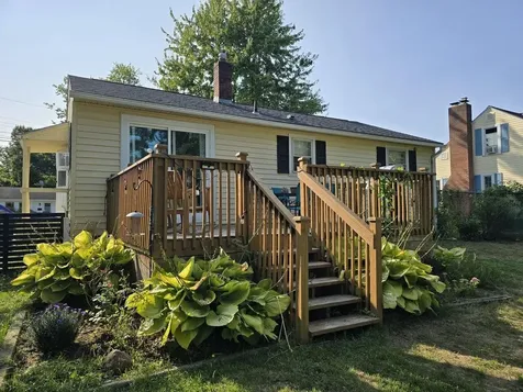 16 Myers Court South Burlington VT 05403