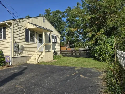 16 Myers Court South Burlington VT 05403