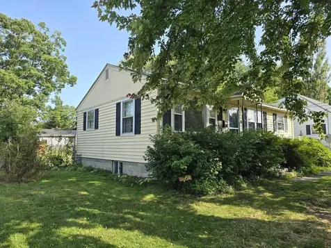 16 Myers Court South Burlington VT 05403